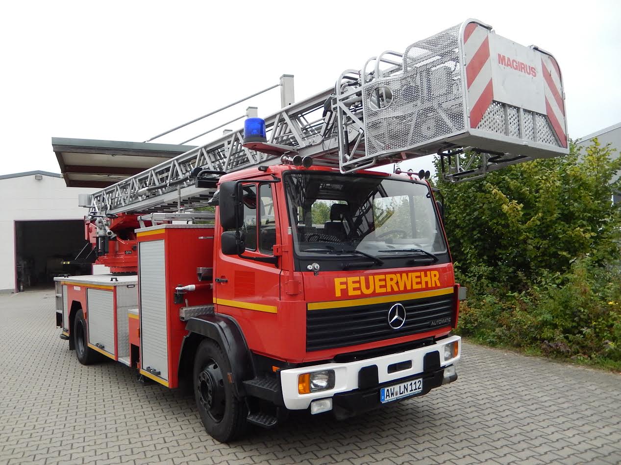 Vatrogasne ljestve Magirus DLK 23-12 CC na podvozju Mercedes 1524 Automatik